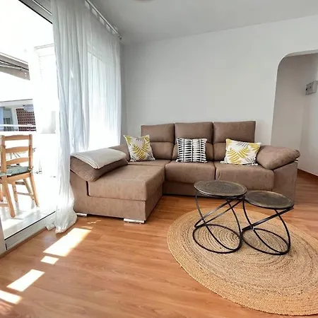 Precioso Apartamento Con Piscina Apartment Castelldefels