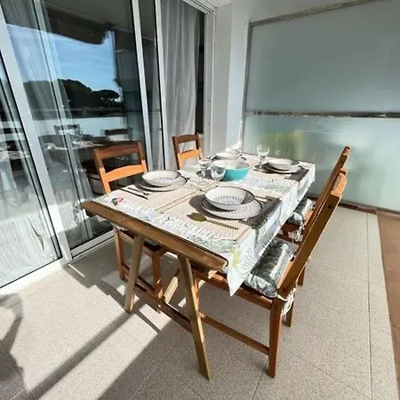 Precioso Apartamento Con Piscina * Castelldefels